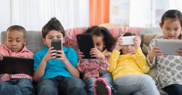 “El uso excesivo de celulares en niños es entregarle un arma de grueso calibre a menores que no pueden autorregularse”